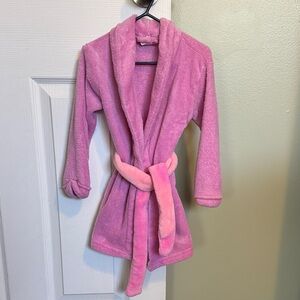 Cozy Pink Kids Plush Robe - Soft Hooded Bath Wrap
